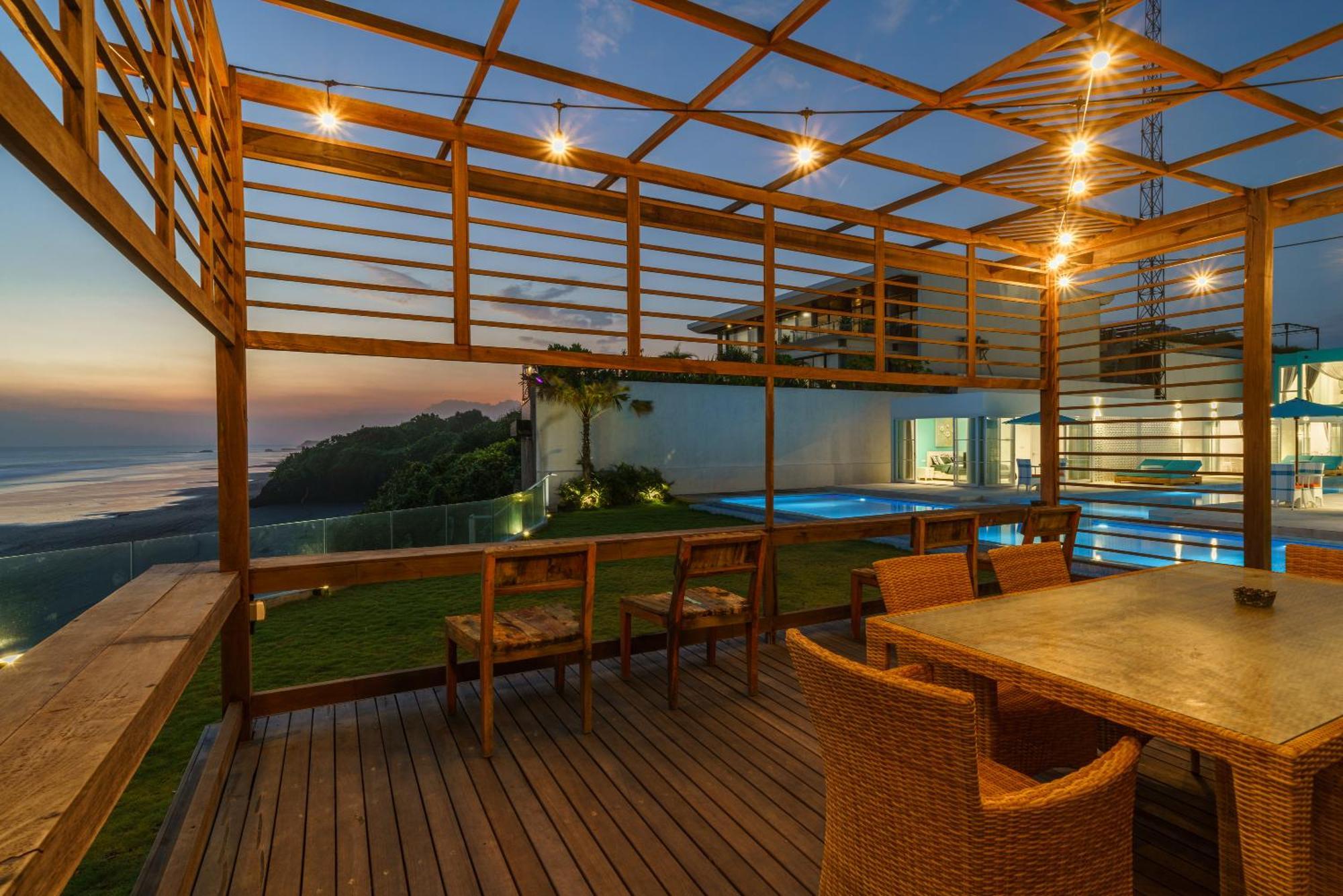 Abian Kapas Beach House Selemadeg Buitenkant foto