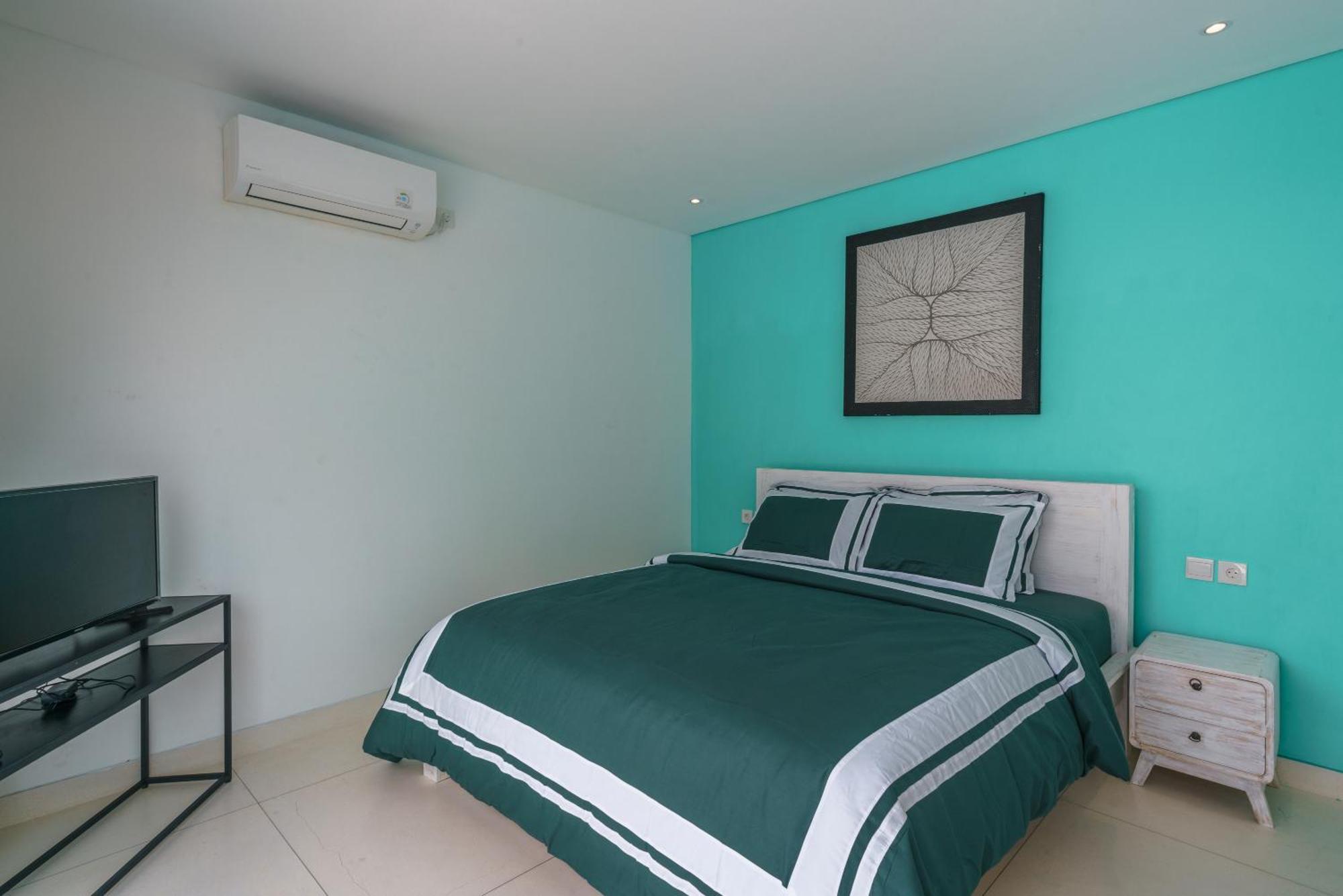 Abian Kapas Beach House Selemadeg Buitenkant foto